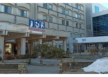 Halifax Neurochirurgiens Dr. Daniel McNeely - IWK HEALTH CENTRE