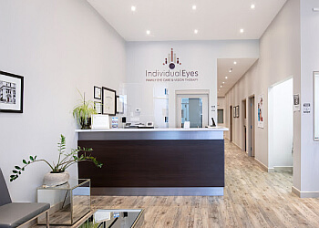 Richmond Hill pediatric optometrist Dr. Daniel Rayman, OD - INDIVIDUALEYES