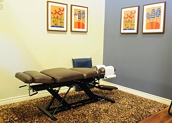 Newmarket chiropractor Dr. Danielle Warner, DC, B.H.Sc (Hon) - FOSTER FAMILY CHIROPRACTIC & ASSOCIATES