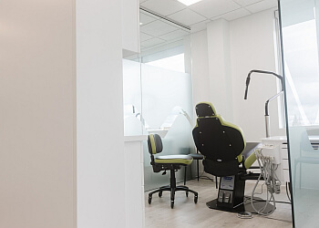 Saskatoon Orthodontists Dr. Dean Heinrichs - HEINRICHS ORTHODONTICS