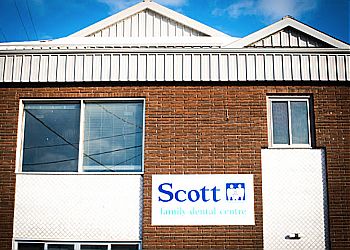 Thunder Bay dentist Dr. Donna Scott - SCOTT FAMILY DENTAL