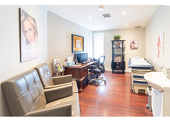 Burlington Chirurgien Plasticien Dr. Douglas Grace - GRACEMED