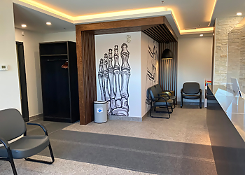 Levis podiatrist Dr. Emily MacNaughton - CLINIQUE PODIATRIQUE SAINT-NICOLAS