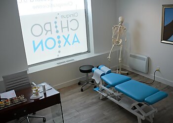 Longueuil chiropractor Dr. Fannie Lessard, Chiropraticienne DC - CLINIQUE CHIRO AXION