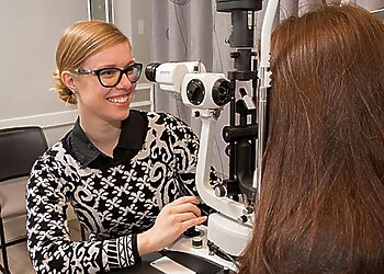 Saanich pediatric optometrist Dr. Florence Fernet-Leclair, OD - CENTRAL SAANICH OPTOMETRY CLINIC