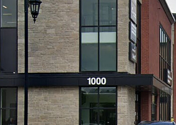 Sherbrooke plastic surgeon Dr. Frédéric Croteau