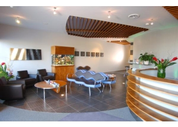 Waterloo cosmetic dentist Dr. George Arvanitis - ARVANITIS & ASSOCIATES