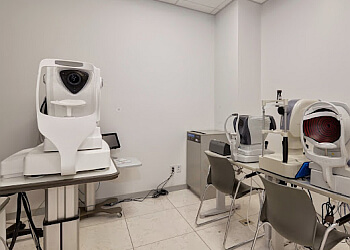 Toronto pediatric optometrist Dr. George Papadakis, OD, FAAO - FINCH AVENUE OPTOMETRY