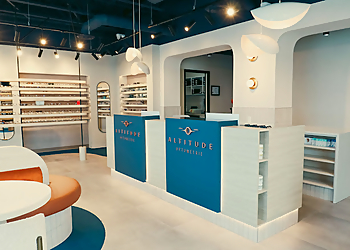 Gatineau optometrist Dr. Georges Louis, OD - ALTITUDE OPTOMÉTRIE GATINEAU