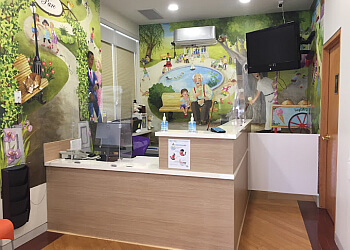 Aurora children dentist Dr. Nasim Shafie Zadeh - AURORA KIDS DENTISTRY