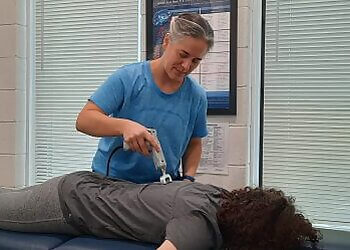 Windsor Chiropraticiens Dr. Ginette St. Pierre, DC - HOLISTIC CHIROPRACTIC AND WELLNESS CENTRE