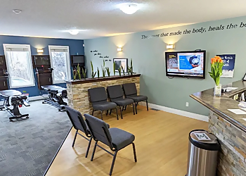 Dr. Gordon McPherson-Rayner, DC - BRUCE STREET FAMILY CHIROPRACTIC - Kitchener, ON Chiropractors - Clinic Interior Image