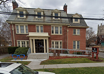 Brantford pediatric optometrist Dr. Greg Wilson, OD - WILLIAM STREET EYECARE