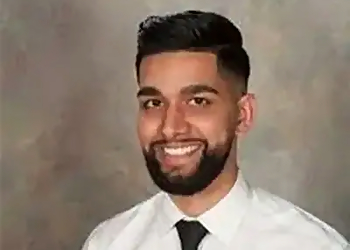 Winnipeg Optométristes Pédiatriques Dr. Gurjivan Dhaliwal, OD, OD - ARMSTRONG & SMALL EYE CARE CENTRE