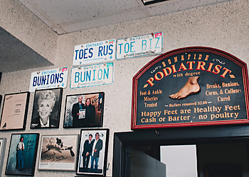 Toronto Podiatres Dr. Hartley Miltchin - ACCENT ON FEET