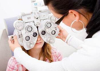 Coquitlam pediatric optometrist Dr. Helen Mach, OD - TRI CITY OPTOMETRY