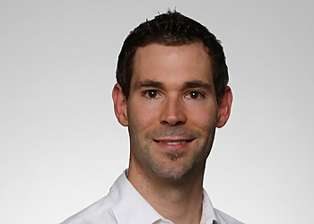 Dr. Hugo Lavoie, Chiropraticien DC - CENTRE CHIROPRATIQUE FAMILIAL - Sherbrooke, QC Chiropraticiens - Doctor Portrait Image