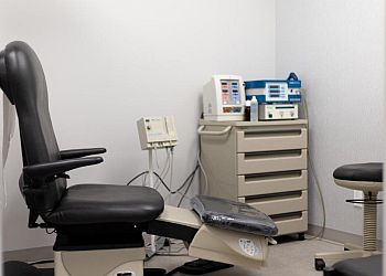 Calgary Podiatres Dr. Ian Russell - DALHOUSIE STATION FOOT CLINIC