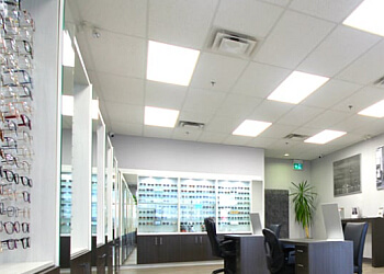 Niagara Falls optometrist Dr. Ildiko Fossey, OD - NIAGARA VISION