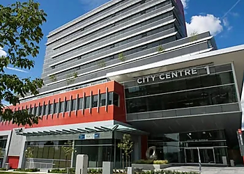 Surrey plastic surgeon Dr. Imran Ratanshi - THE PLASTIC SURGERY GROUP AT CITY CENTRE