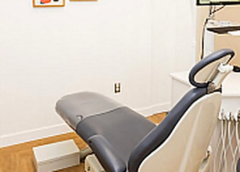 Dr. Inês H. Guedes - SOUTH MANITOBA ORTHODONTICS ISLAND LAKES - Winnipeg, MB Orthodontistes - Treatment Room Image