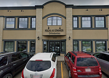 Red Deer Orthondontistes Dr. Ivan Hucal - HUCAL & EDWARDS ORTHODONTICS