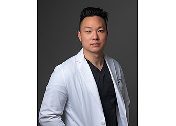 Laval plastic surgeon Dr. James Lee image 1