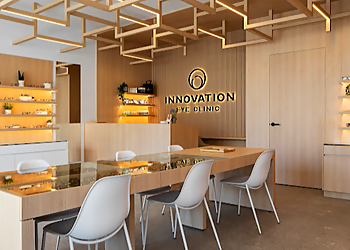 Kitchener Optométristes Dr. Jason Chau, OD - INNOVATION EYE CLINIC