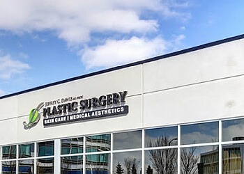 Calgary Chirurgien Plasticien Dr. Jeffrey C. Dawes