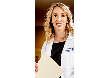 Brampton plastic surgeon Dr. Jennica Platt - Platt Plastic Surgery