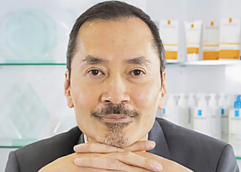 Dr. Jerry Tan - Windsor, ON Dermatologists - Doctor Portrait Image