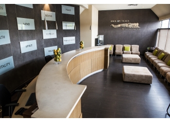 Burlington chiropractor Dr. Jesse Cracknell, DC - BACK ON TRACK CHIROPRACTIC & WELLNESS