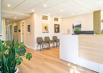 Dr. John Kim, DC - KIM FAMILY CHIROPRACTIC - Milton, ON Chiropractors - Clinic Interior Image