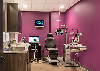 Sherwood Park Optométristes Pédiatriques Dr. Jonathan Akle, OD - EMERALD HILLS EYE CARE