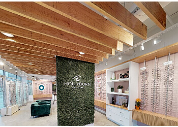 North Vancouver Optométristes Dr. Katherine Nounopoulos, OD - HOLLYBURN EYE CLINIC