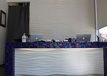 Toronto Dentistes Dr. Katherine Park - THE RICHMOND DENTAL CENTRE