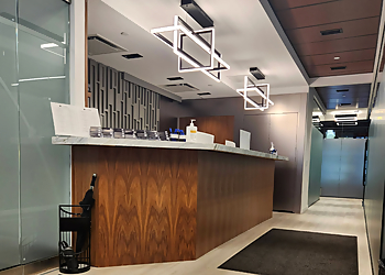 Toronto chiropractor Dr. Ken Nakamura DC, CAFCI, ART, MDT, CCSP - PUSH POUNDS SPORTS MEDICINE