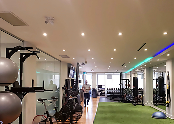 Toronto chiropractor Dr. Ken Nakamura DC, CAFCI, ART, MDT, CCSP - PUSH POUNDS SPORTS MEDICINE