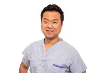 Dr. Kenny Wj Lee - SURREY COMPREHENSIVE ORTHOPAEDICS