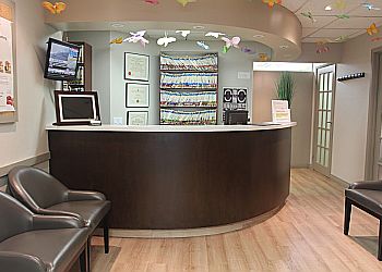 Brampton cosmetic dentist Dr. Keshavarz - DR. F. KESHAVARZ DENTISTRY
