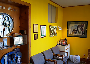 Dr. Kevin Matheson, DC - MATHESON CHIROPRACTIC CLINIC - Orillia, ON Chiropractors - Clinic Interior Image