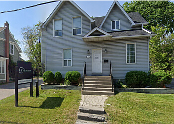 Ajax Optométristes Pédiatriques Dr. Kevin Tyber, OD - FYIDOCTORS