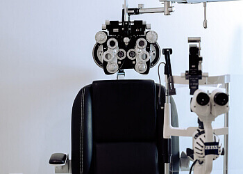 North Bay Optométristes Pédiatriques Dr. Kristen Kincaid, OD - EYE ASSOCIATES OF NORTH BAY