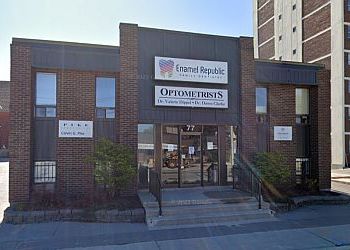 Kitchener dentist Dr. Kyle Hornby - ENAMEL REPUBLIC FAMILY DENTISTRY