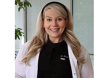 Halifax cosmetic dentist Dr. Laura Shepherd	- GLADSTONE DENTAL CENTRE