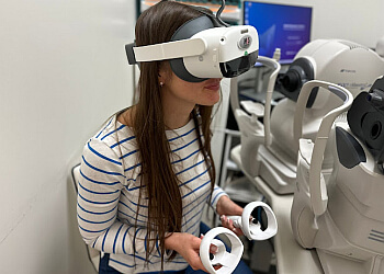 Airdrie Optométristes Dr. Lauren Drewry, OD - OPTIMA EYEWEAR & OPTOMETRY