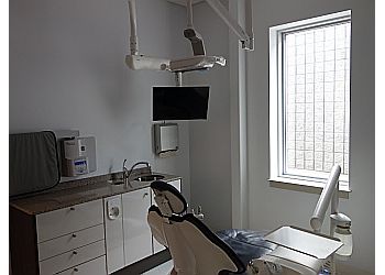 Sault Ste Marie Dentistes Dr. Lawrence Chong - PHI DENTAL CARE