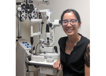 Richmond Hill optometrist Dr. Lesley Ho, OD - BAYVIEW GLEN OPTOMETRIST 