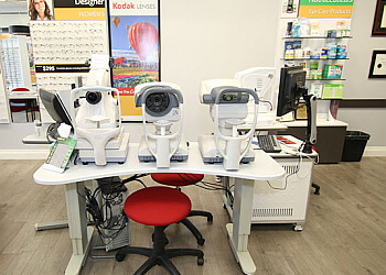 Ajax Optométristes Dr. Linda Tse, OD - KODAK LENS