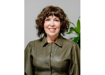 Dr. Lori Shapiro - THORNHILL DERMATOLOGY CENTRE